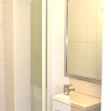 Concorde - Centre De Hotel *