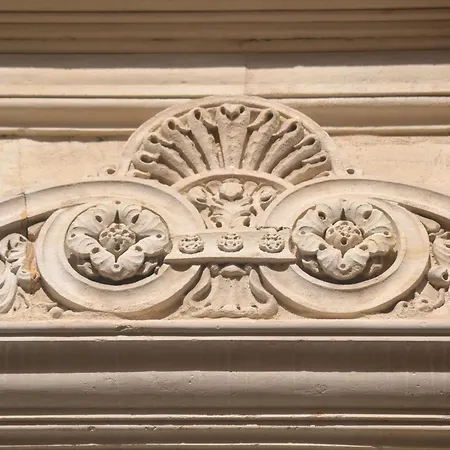 Hotell Concorde - Centre De Nîmes