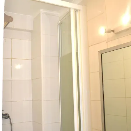 Concorde - Centre De Hotel