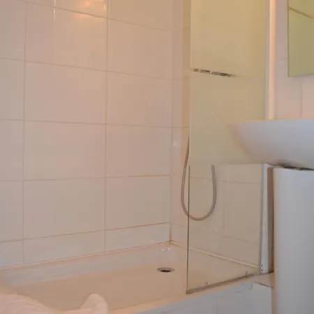 Concorde - Centre De Hotel *